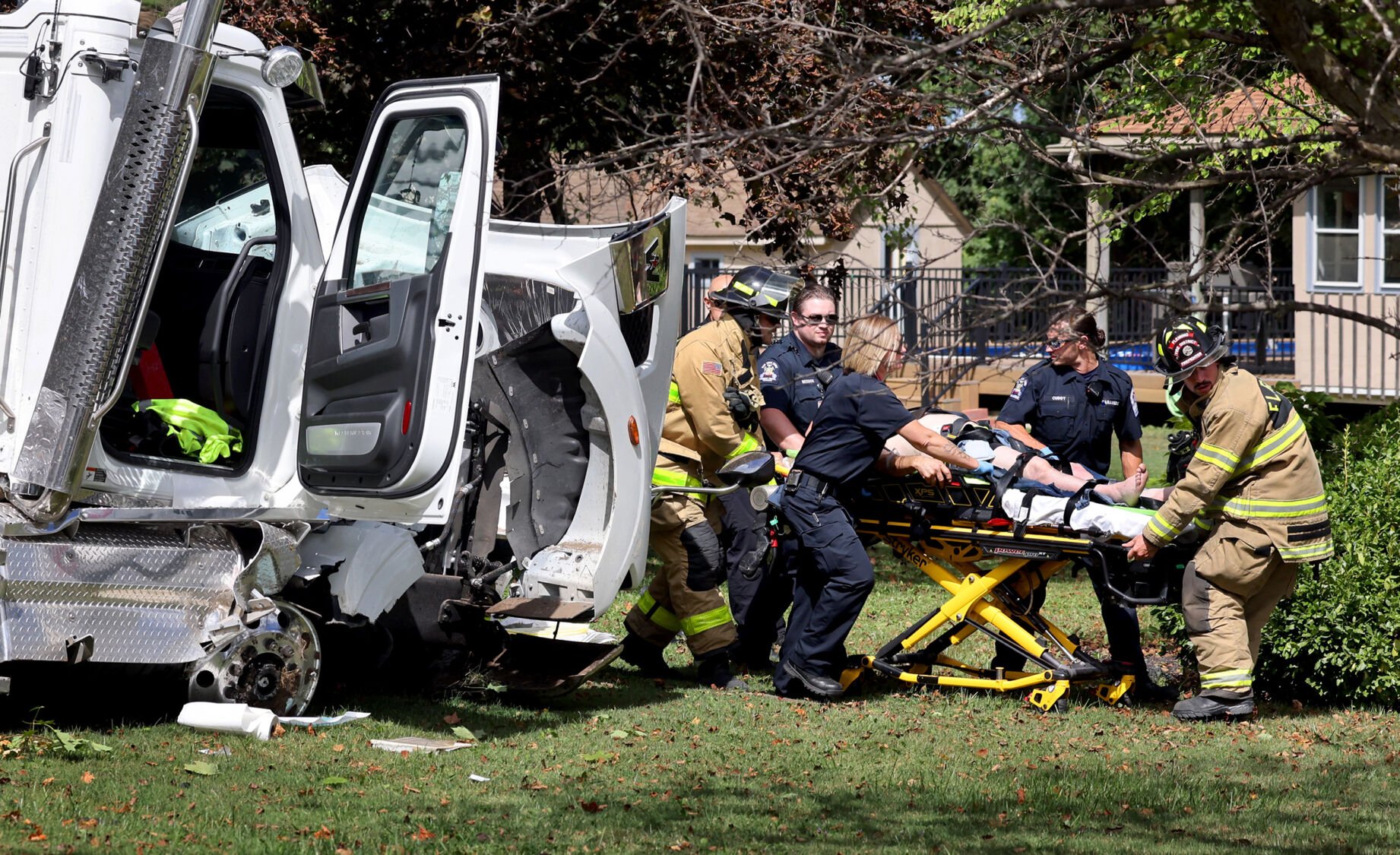 Tractor Trailer Crash 1.JPG